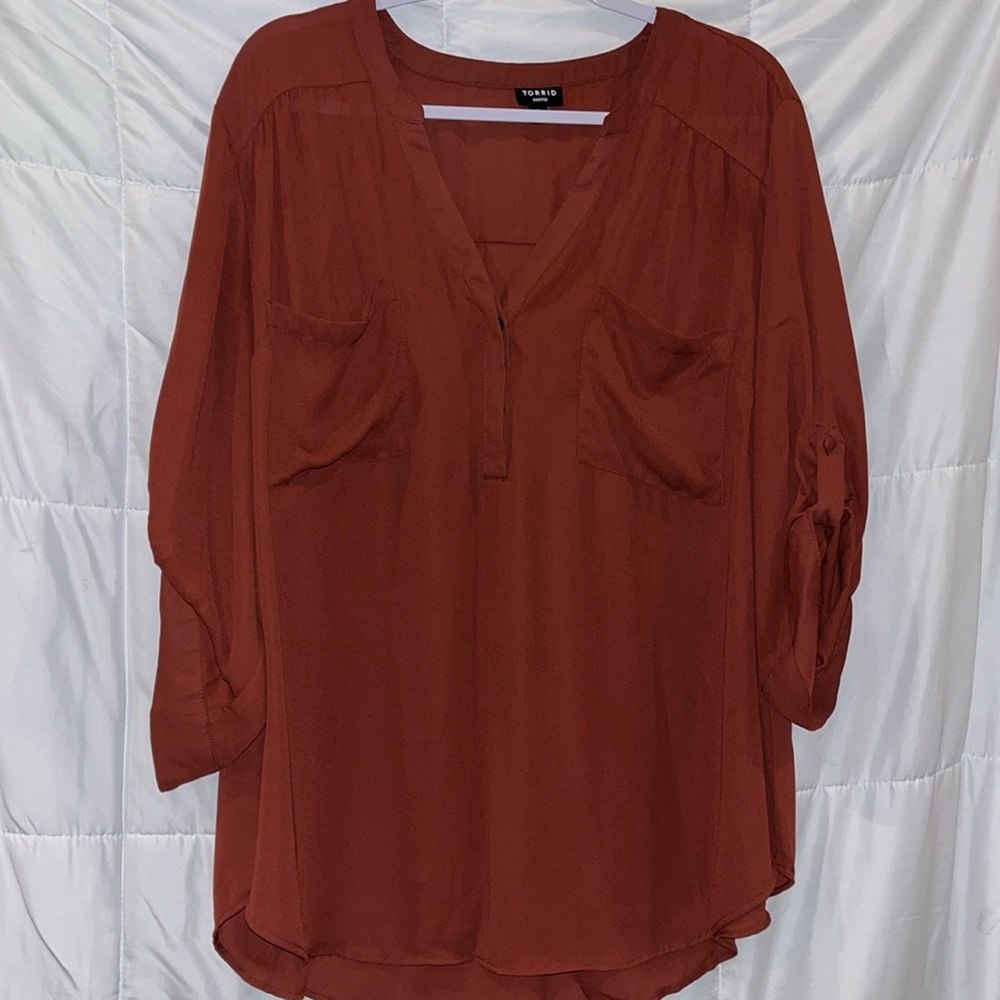 TORRID Rust Color HARPER GEORGETTE PULLOVER 3/4 Sleeves BLOUSE size 3/3X - Picture 2 of 12